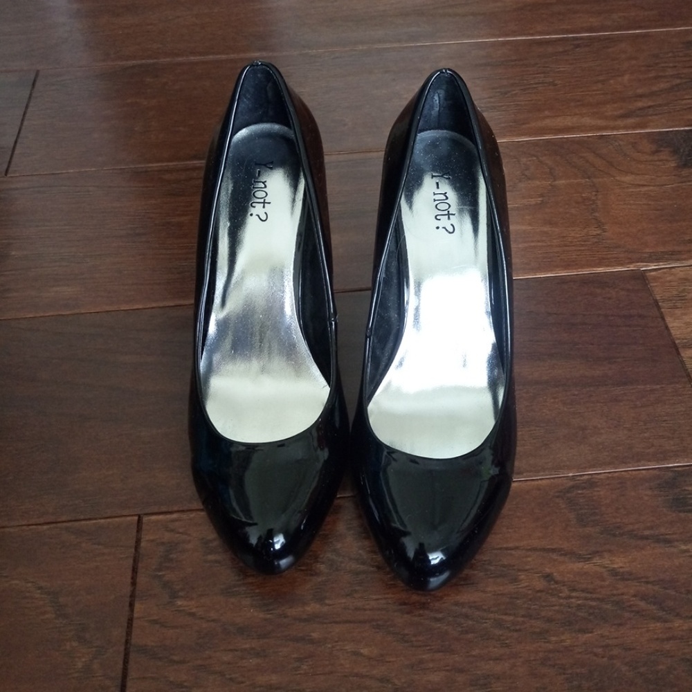 3" shiny black heels